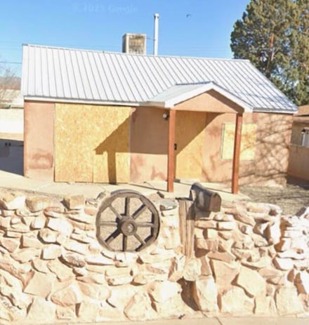 376 58th St NW, Albuquerque, NM 87105