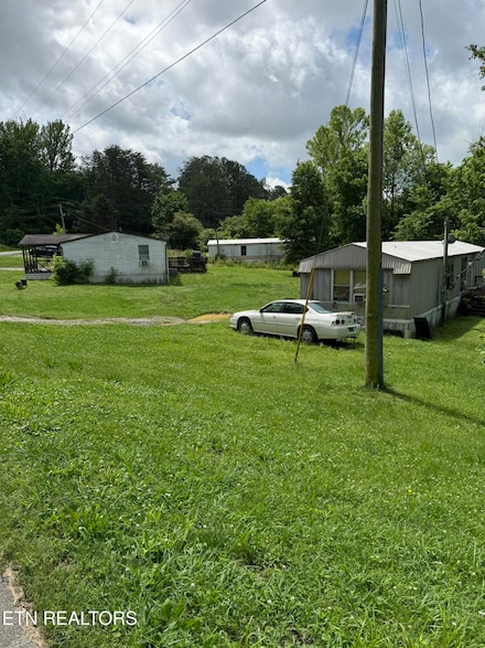 3461 Pearly Smith Rd, Louisville, TN 37777