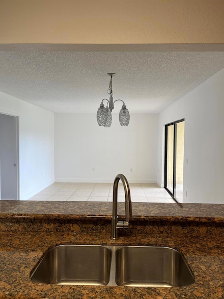 1522 Lake Crystal Dr Unit E, West Palm Beach, FL 33411