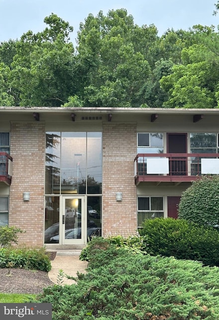 4227 Americana Dr Unit 204, Annandale, VA 22003