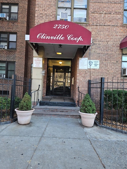 2750 Olinville Ave Unit 4H, Bronx, NY 10467
