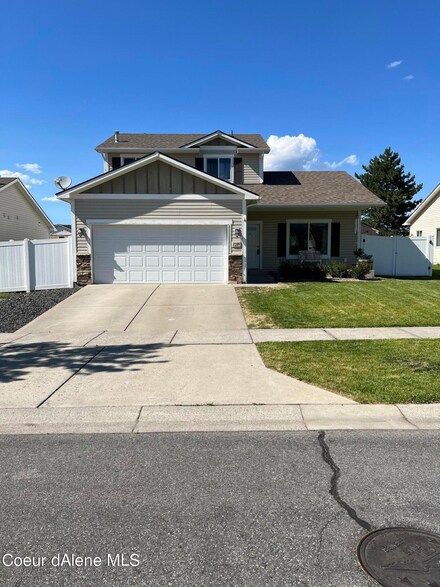 2399 E Knapp Dr, Post Falls, ID 83854