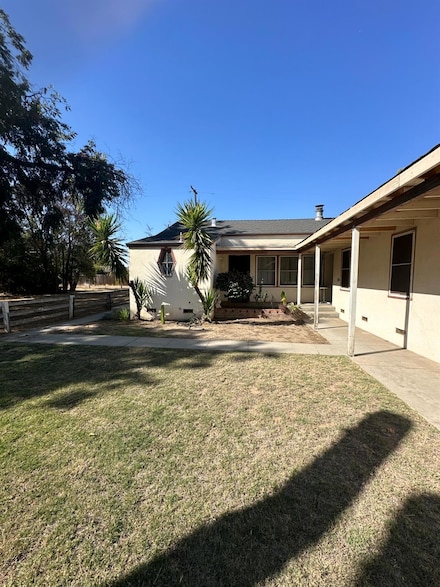 2627 N Thorne Ave, Fresno, CA 93704