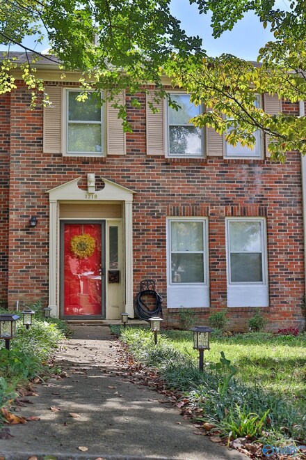 1718 Ward Ave NE, Huntsville, AL 35801