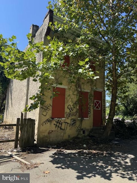 222 Byram St, Chester, PA 19013