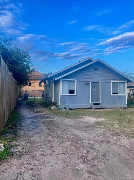 309 E Cherokee Ave, Pharr, TX 78577