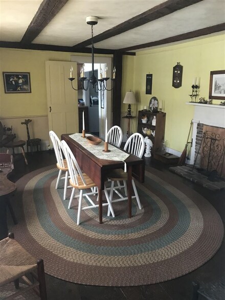 1093 Long St, Webster, NH 03303