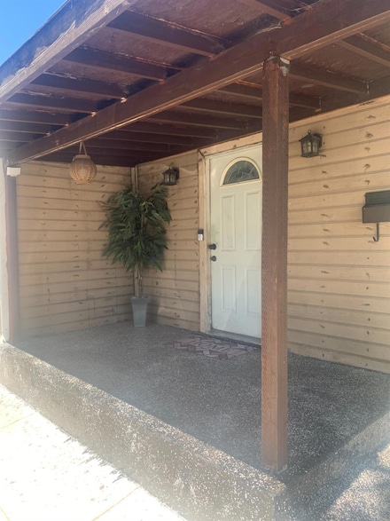 907 N Pershing Ave, Stockton, CA 95203