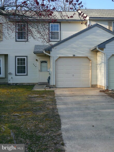 309 Brookdale Blvd, Williamstown, NJ 08094