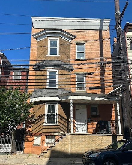 35 Norfolk St Unit 3, Newark, NJ 07103