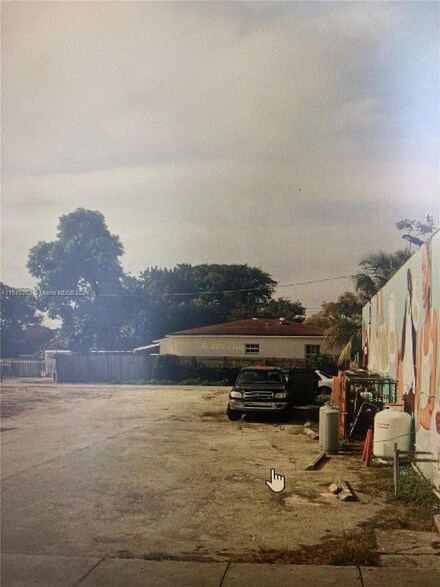 6280 NW 15th Ave, Miami, FL 33147