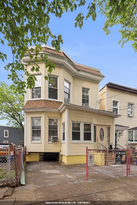 58 Booraem Ave, Jersey City, NJ 07307