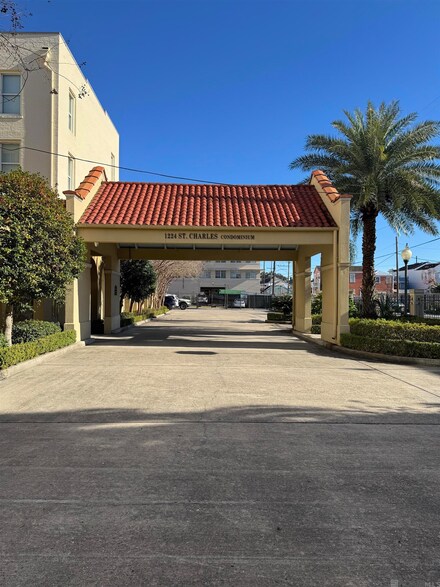 1224 St Charles Ave Unit 314, New Orleans, LA 70130