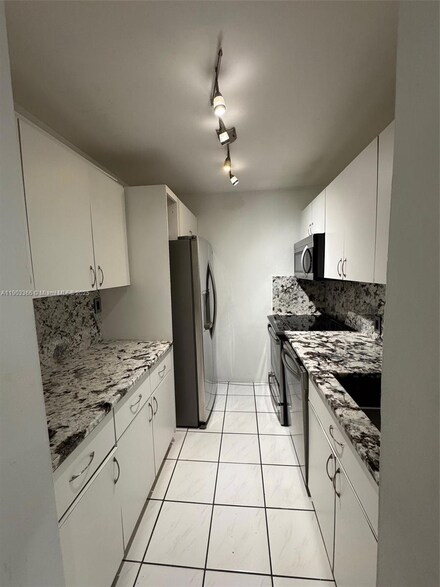 10500 SW 108th Ave Unit B113, Miami, FL 33176