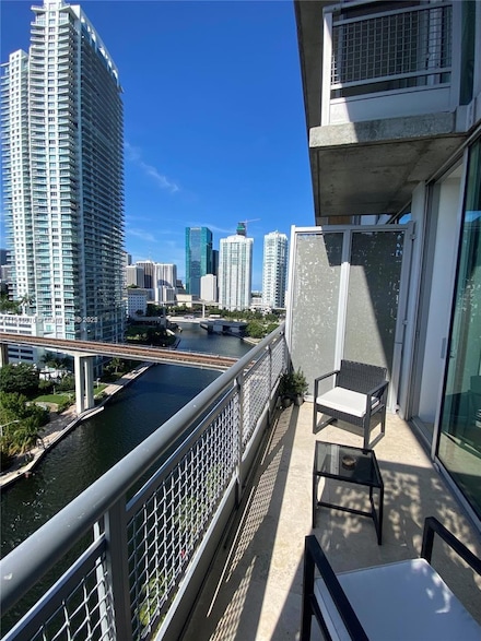 690 SW 1st Ct Unit 1715, Miami, FL 33130