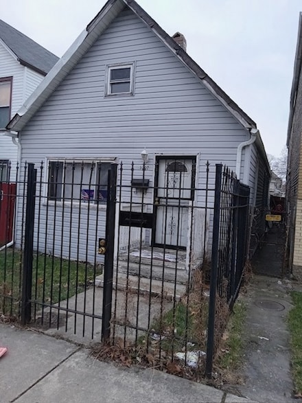 3307 W 37th Place, Chicago, IL 60632
