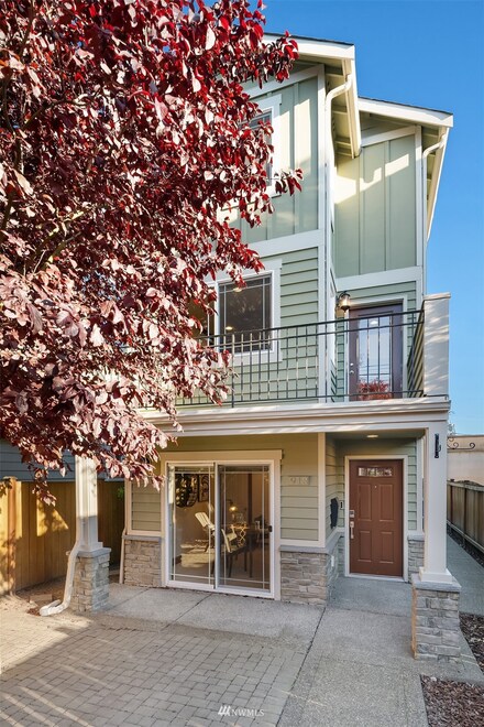 913 NW 51st St, Seattle, WA 98107