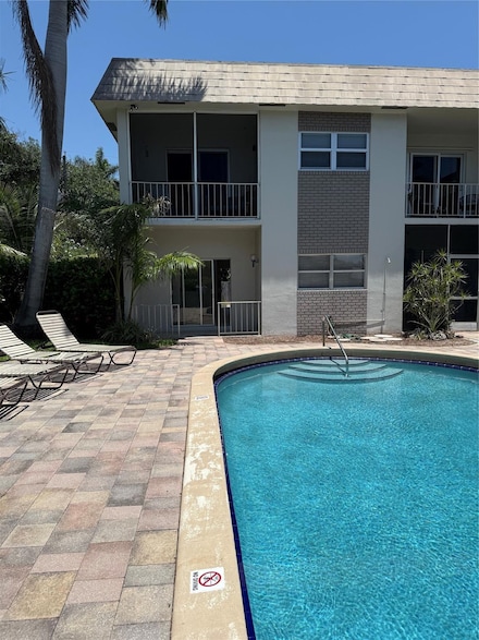1581 NE 34th Ct Unit 111, Oakland Park, FL 33334