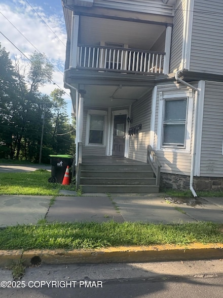 501 Thomas St Unit 4, Stroudsburg, PA 18360