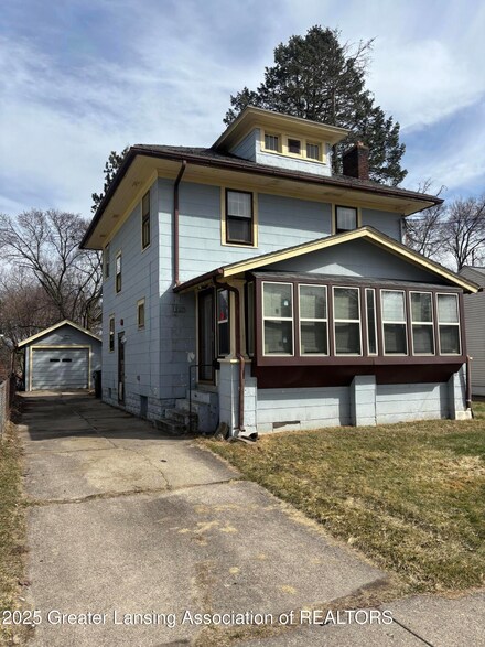 2107 Teel Ave, Lansing, MI 48910