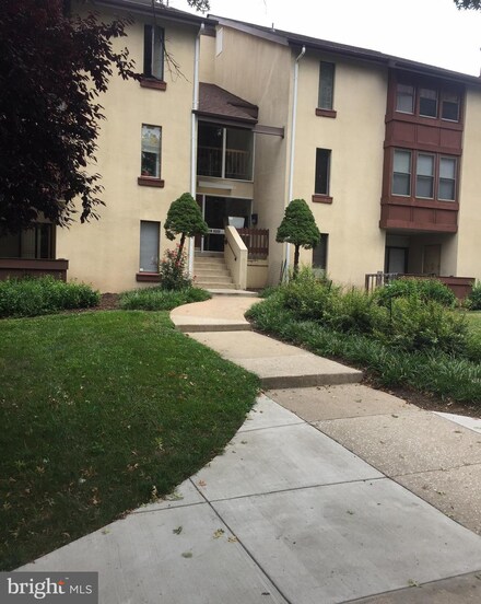 9639 Whiteacre Rd, Columbia, MD 21045