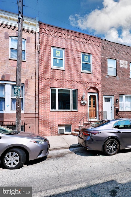2441 S Hutchinson St, Philadelphia, PA 19148