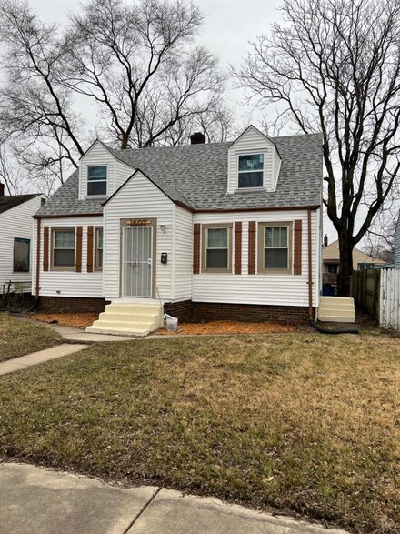 1407 E 7th Ave, Gary, IN 46402