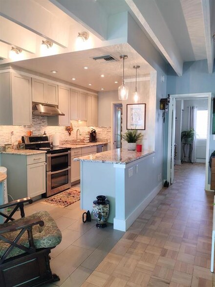702 N Federal Hwy Unit B8, Lake Worth, FL 33460