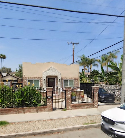 1917 E 61st St, Long Beach, CA 90805
