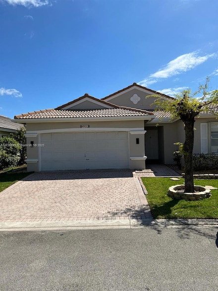4952 SW 33rd Way, Fort Lauderdale, FL 33312