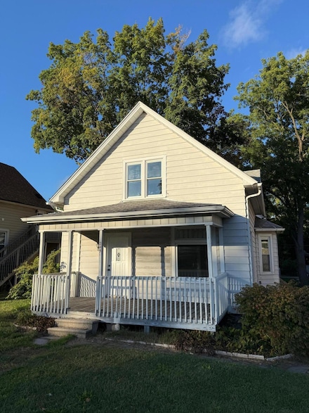 245 Pine Lake Ave, La Porte, IN 46350