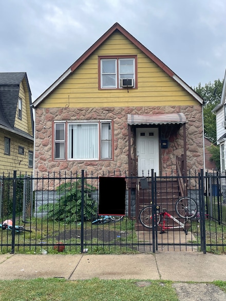 624 N Leclaire Ave, Chicago, IL 60644