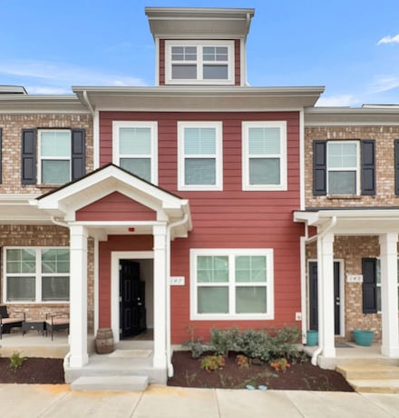 147 Addi St, Pleasant View, TN 37146
