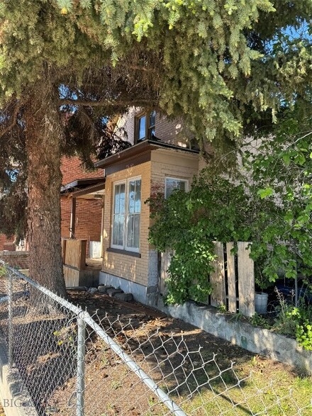 225 S Dakota St, Butte, MT 59701
