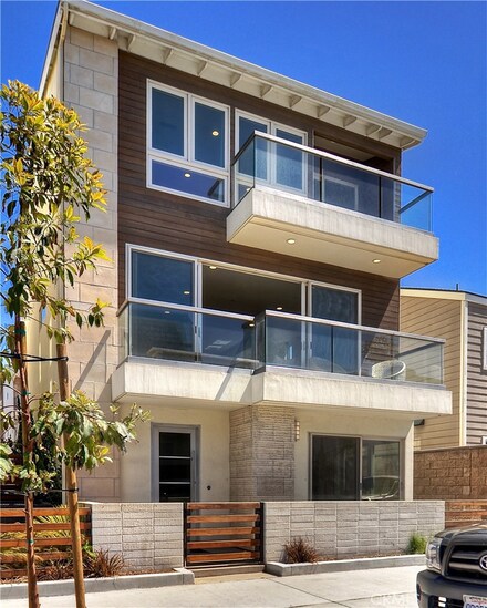 5603 River Ave, Newport Beach, CA 92663