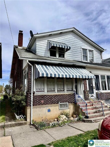 845 S 10th St, Allentown, PA 18103