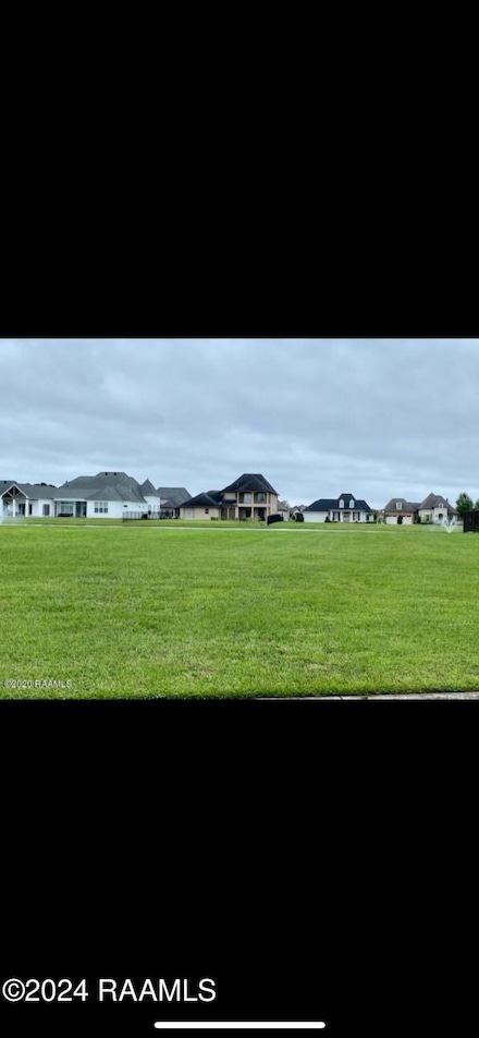 120 Greenwood Place, Breaux Bridge, LA 70517