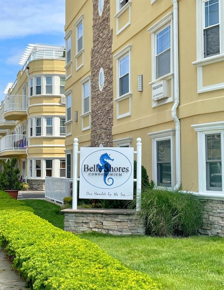 175 Beach 100th St Unit 8A, Rockaway Park, NY 11694