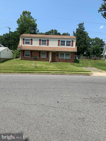 4208 Granby Rd, Woodbridge, VA 22193