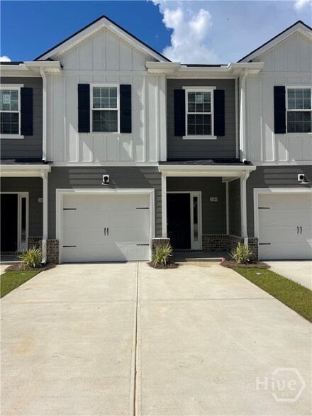 189 Lusk Ln, Pooler, GA 31322