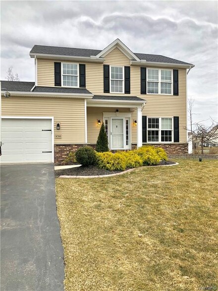 4780 Mosey Ln, Blasdell, NY 14219