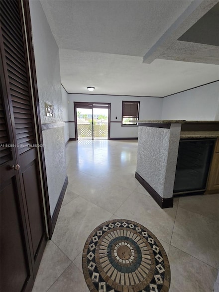 8425 NW 8th St Unit 307, Miami, FL 33126