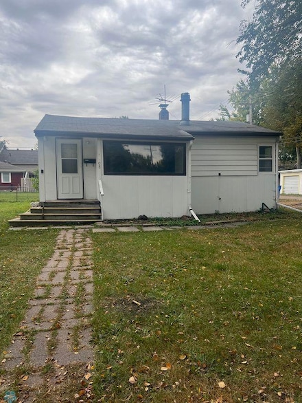 1108 14th Ave N, Fargo, ND 58102
