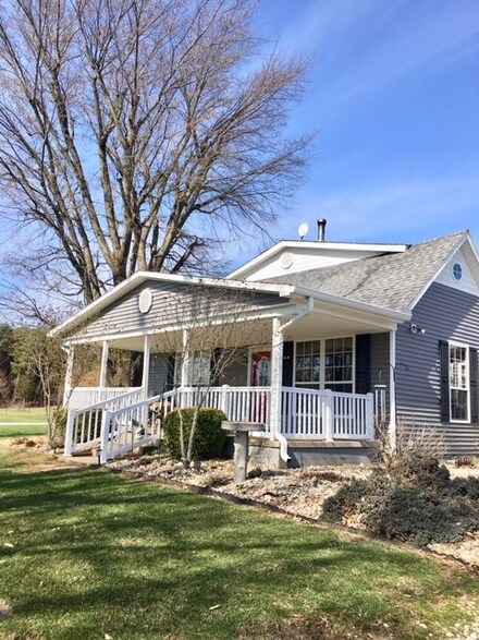3512 W 800 N, Worthington, IN 47471
