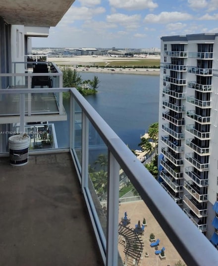 5085 NW 7th St Unit TS8, Miami, FL 33126