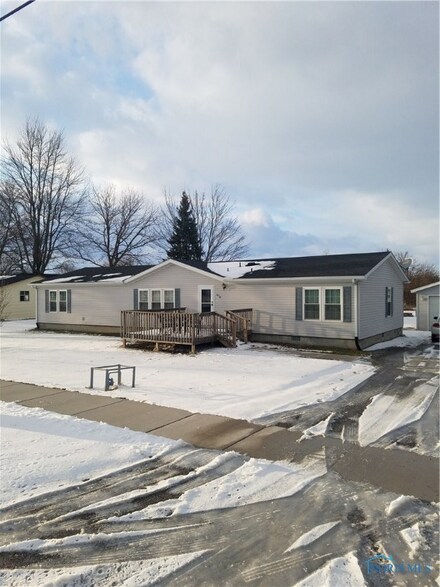 418 E Canal St, Antwerp, OH 45813