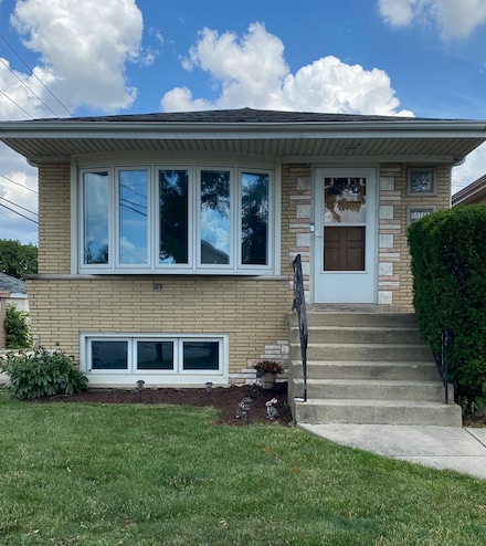 5515 S Mason Ave, Chicago, IL 60638