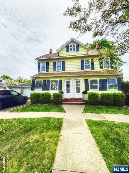 5 Stiles Ave, Morris Plains, NJ 07950