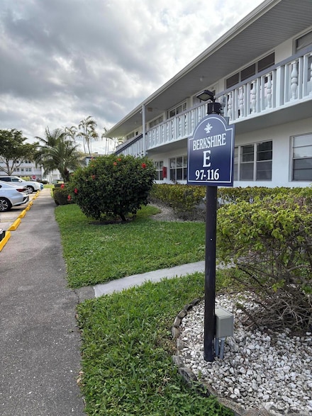 113 Berkshire E, West Palm Beach, FL 33417