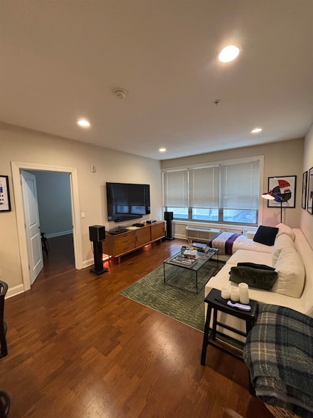 100 Marshall St Unit 318, Hoboken, NJ 07030